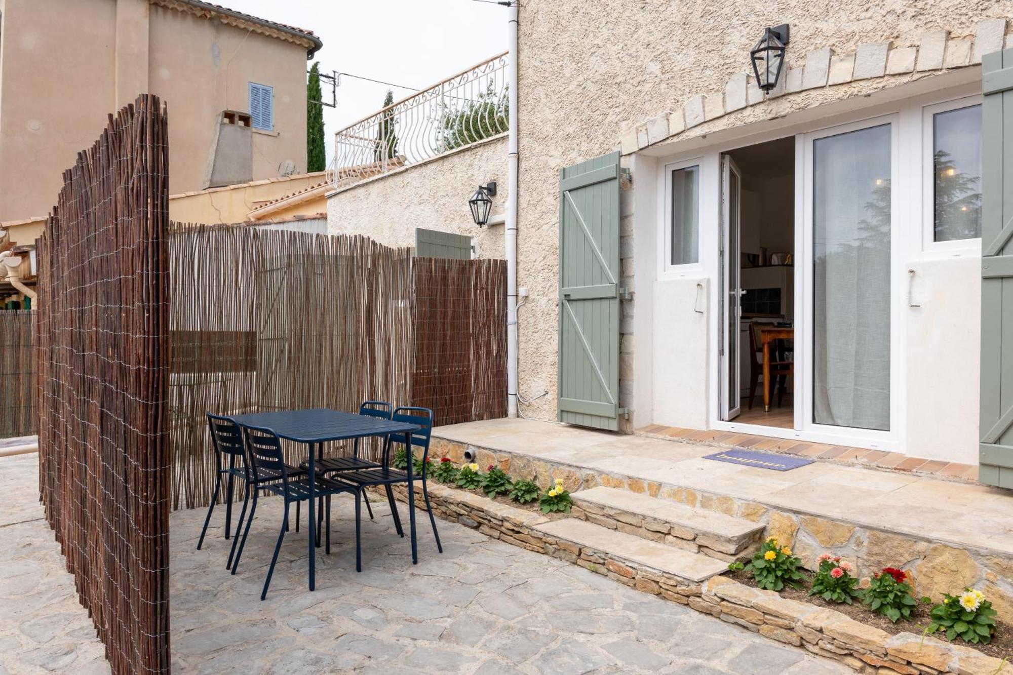 Apartment La Cosy - Sleep In La Ciotat